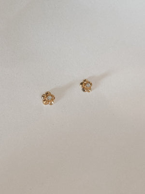 Daisy Studs- Diamond