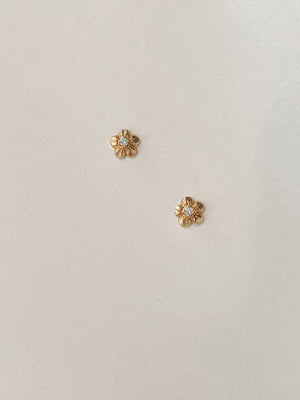 Daisy Studs- Diamond