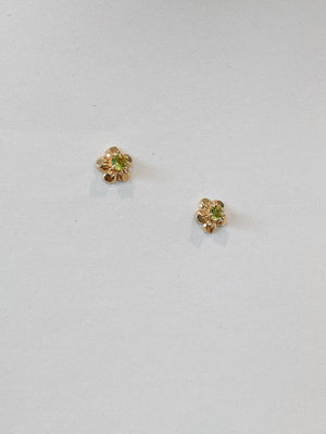 Daisy Studs- Peridot