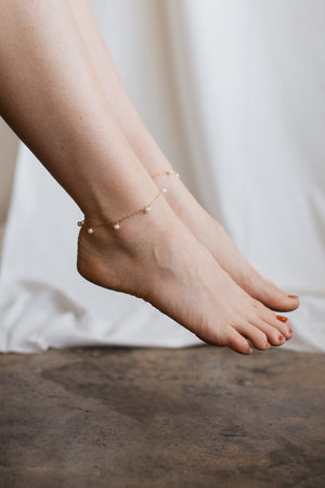 Vista Anklet- Freshwater Pearls